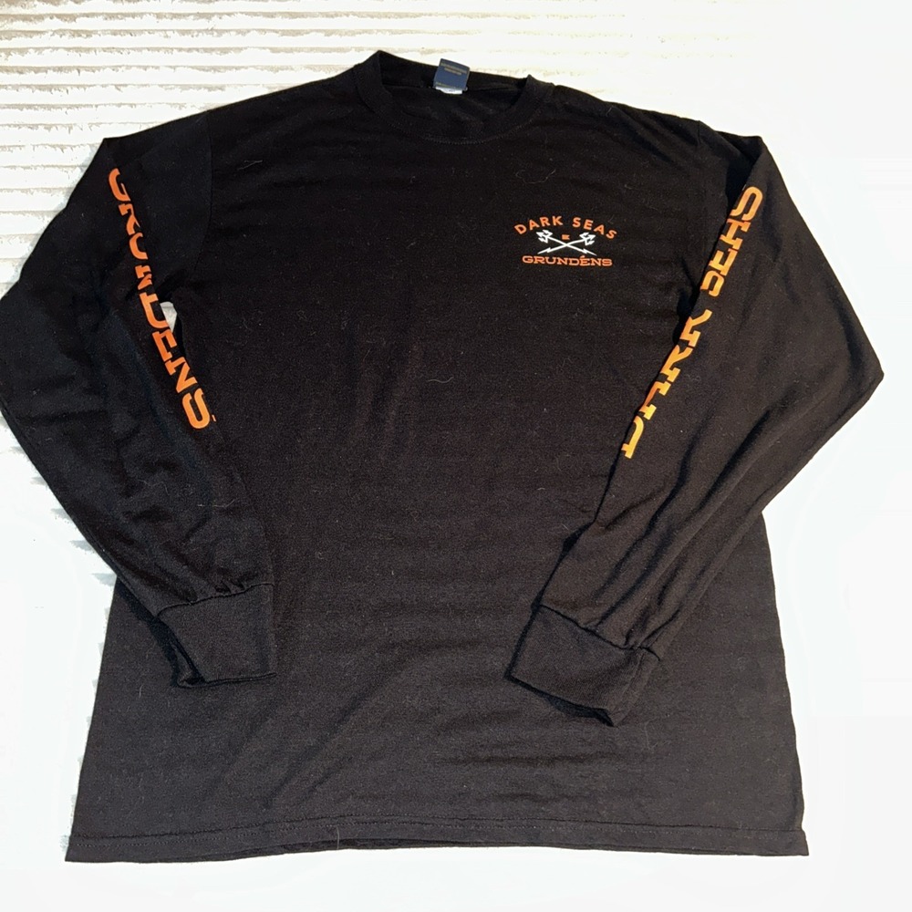 Dark Seas Division Men's T-Shirt Size Medium ‎ Black Long Sleeve